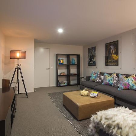 Lakefront Luxury By Amazing Accom Queenstown Kültér fotó