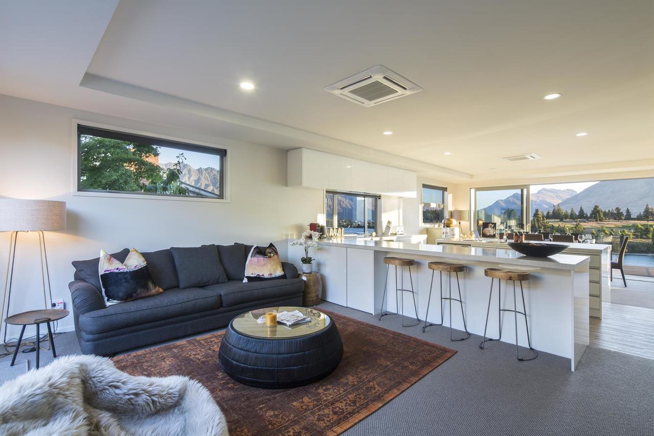 Lakefront Luxury By Amazing Accom Queenstown Kültér fotó